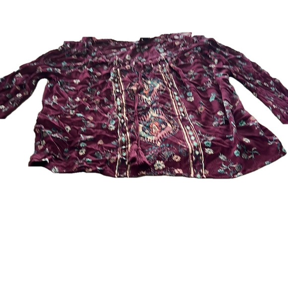 Shyanne Stunning deep purple w/flowers western themed shirt 3/4 flowing sleeve - Picture 3 of 7